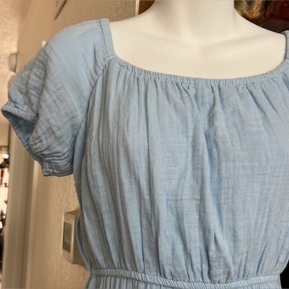 Jessica Simpson 100% cotton cut out back dress. Ties in back. - Picture 2 of 3